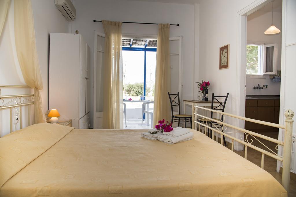 Elena Apartments Pollonia Chambre photo