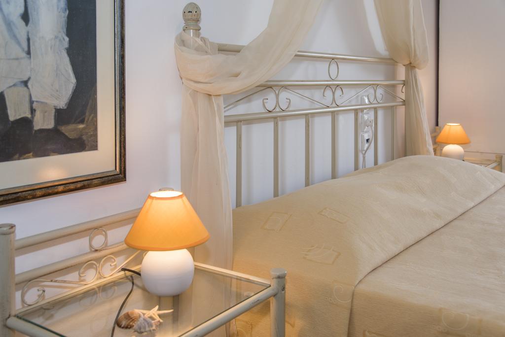 Elena Apartments Pollonia Chambre photo