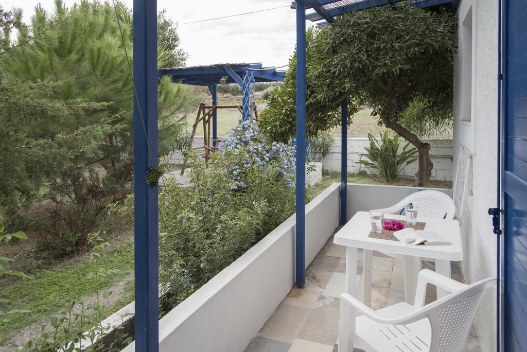 Elena Apartments Pollonia Chambre photo