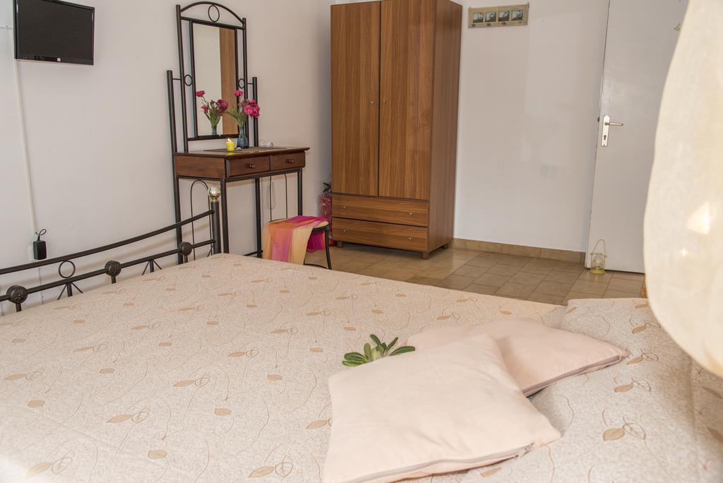 Elena Apartments Pollonia Extérieur photo